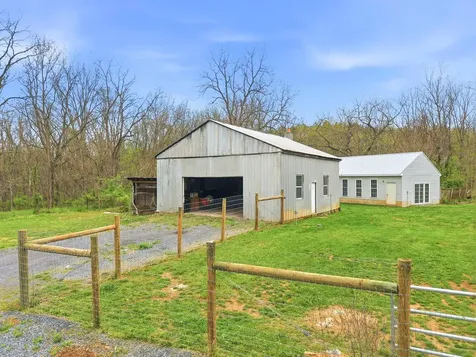 772 Pinewoods Road Quicksburg VA 22847