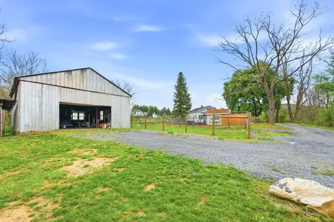 772 Pinewoods Road Quicksburg VA 22847