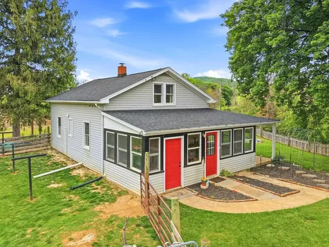 772 Pinewoods Road Quicksburg VA 22847