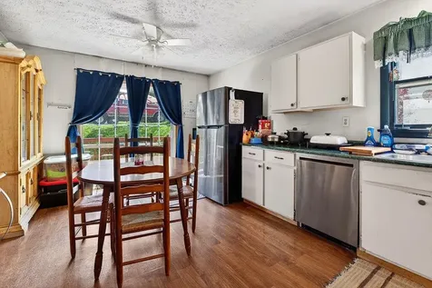 203 Hall Street Staunton VA 24401