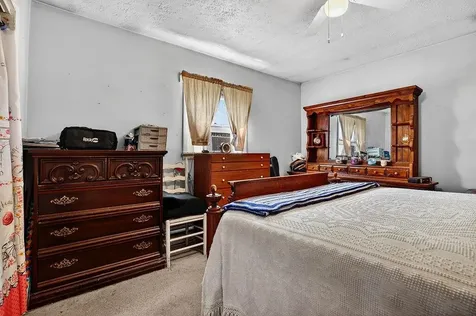 203 Hall Street Staunton VA 24401