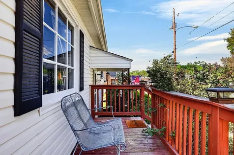 203 Hall Street Staunton VA 24401