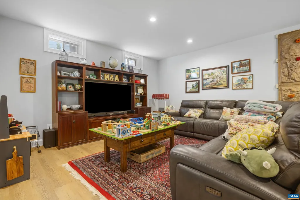 564 Belluno Lane Charlottesville VA 22911