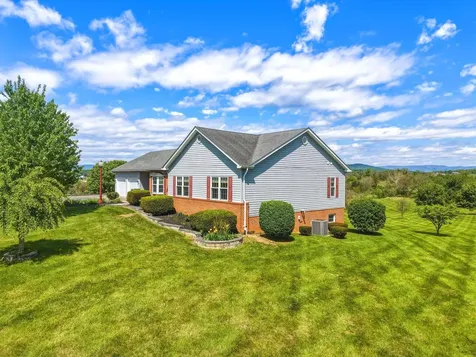 291 Beaver Lane Mt Jackson VA 22842