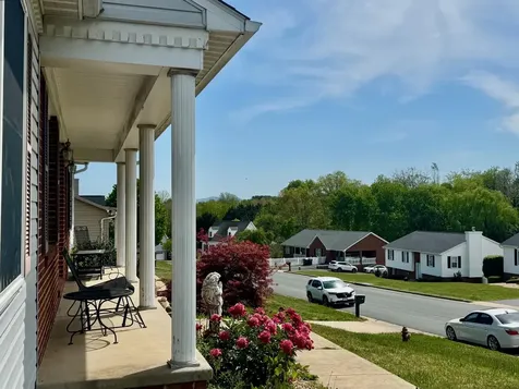 98 Granary Road Verona VA 24482