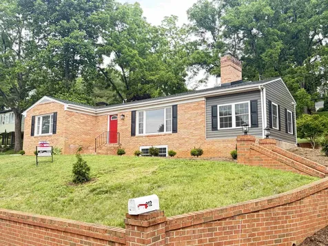 212 Skyland Drive Staunton VA 24401
