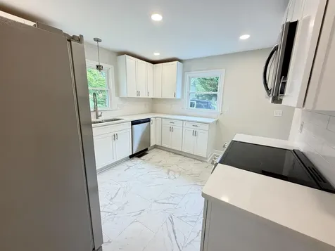 212 Skyland Drive Staunton VA 24401