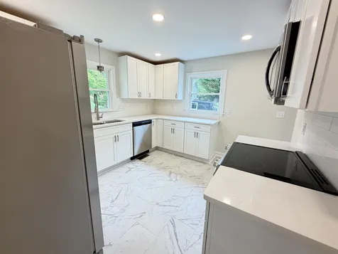 212 Skyland Drive Staunton VA 24401