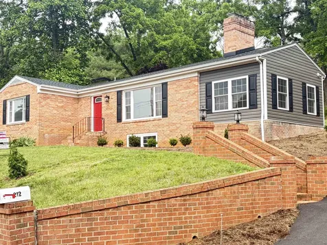 212 Skyland Drive Staunton VA 24401
