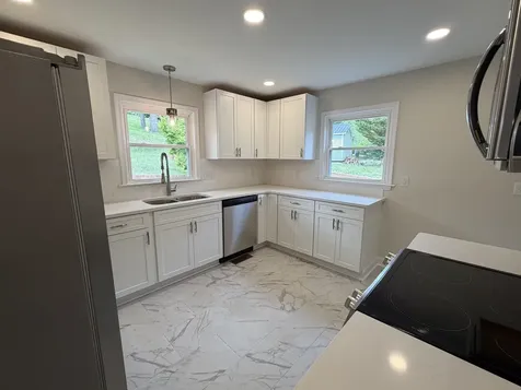 212 Skyland Drive Staunton VA 24401