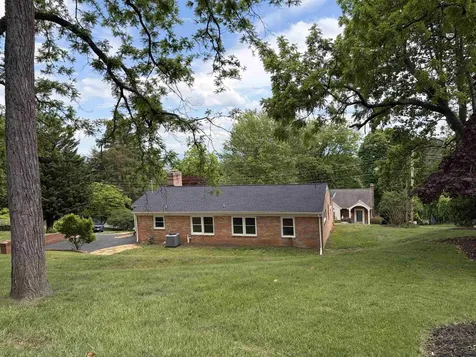 212 Skyland Drive Staunton VA 24401