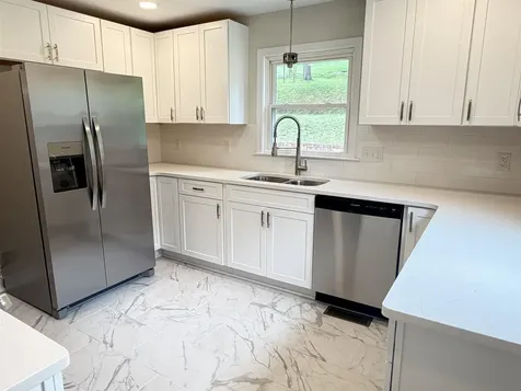 212 Skyland Drive Staunton VA 24401