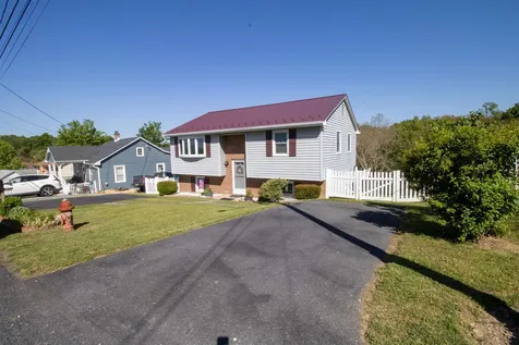 129 Greenview Drive Staunton VA 24401