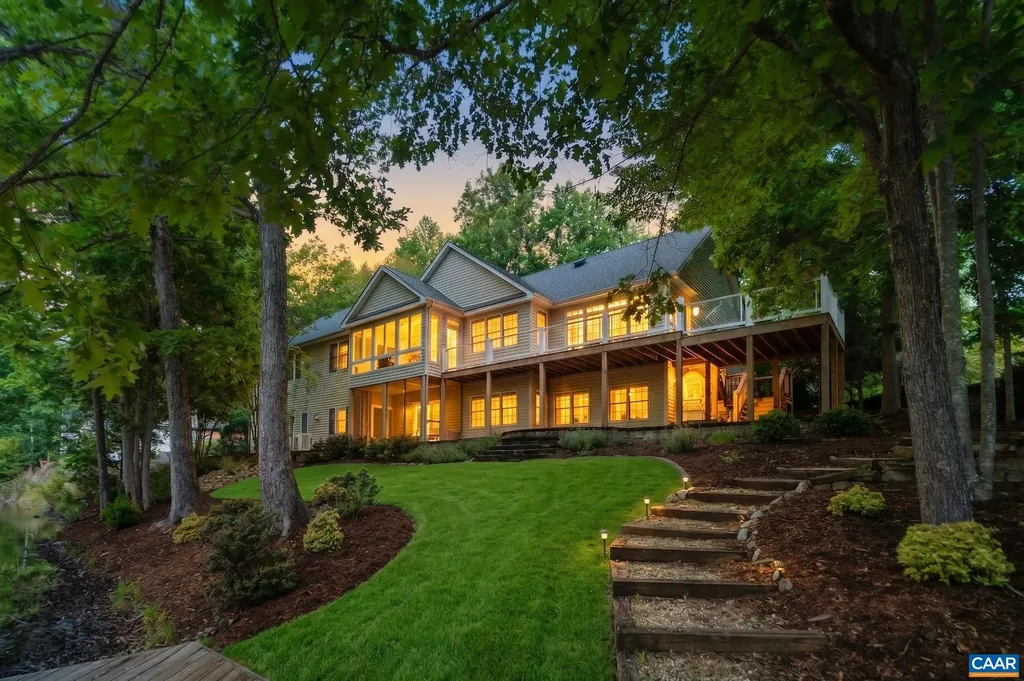 21 Amethyst Road Palmyra VA 22963