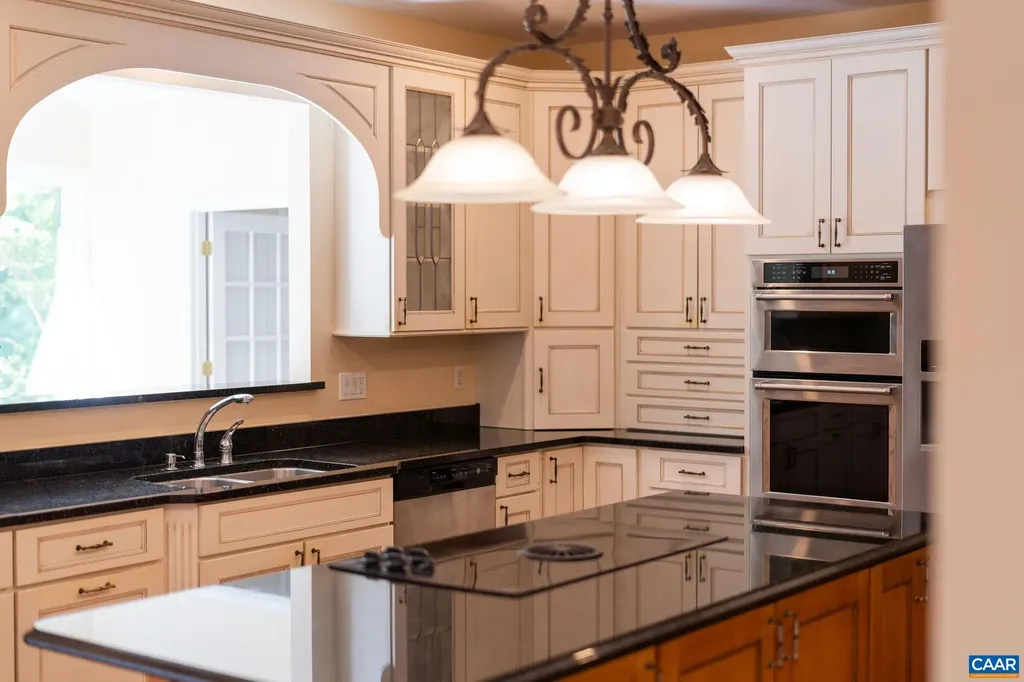 21 Amethyst Road Palmyra VA 22963