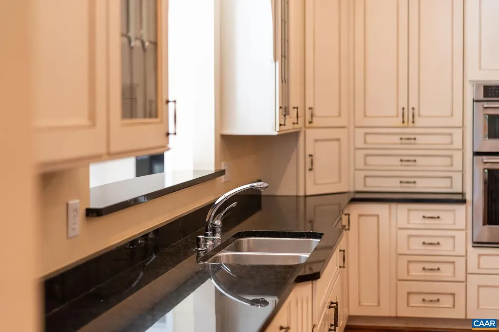 21 Amethyst Road Palmyra VA 22963