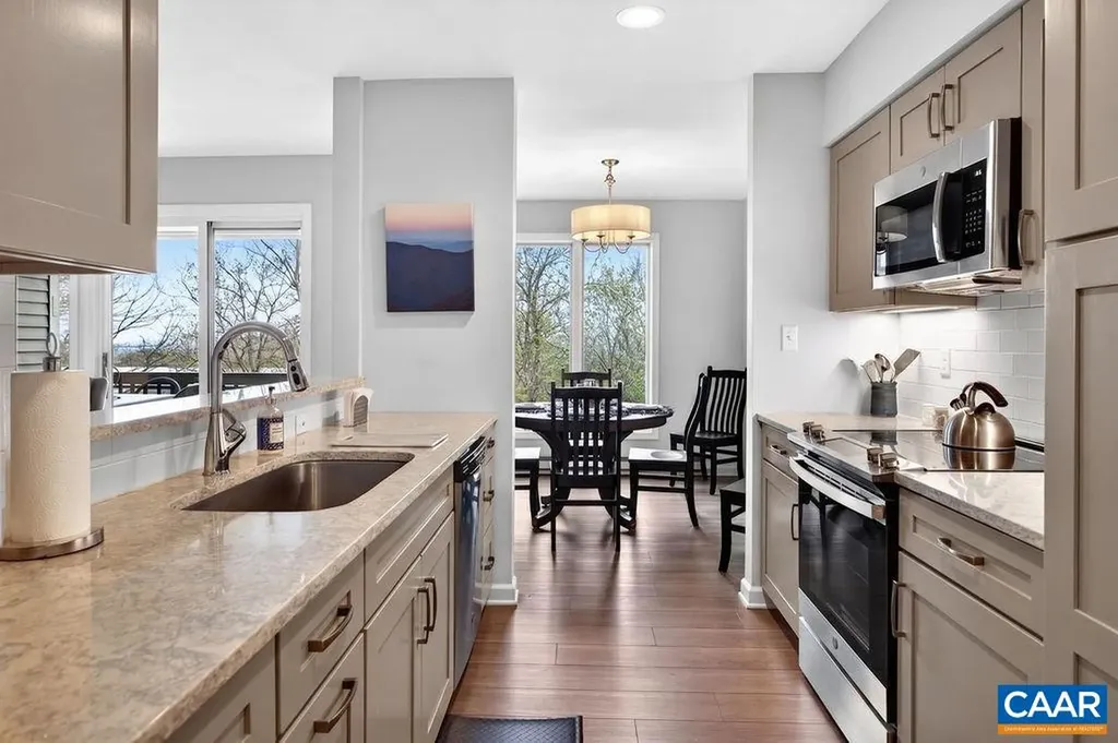 3232 North Ridge Condos Roseland VA 22967