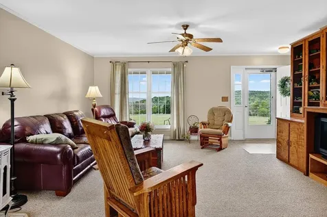 112 Guernsey Lane Staunton VA 24401