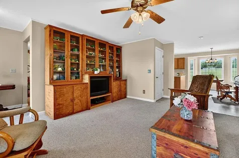 112 Guernsey Lane Staunton VA 24401