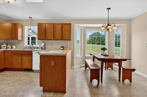 112 Guernsey Lane Staunton VA 24401