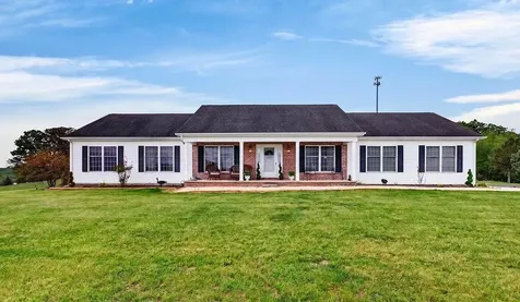 112 Guernsey Lane Staunton VA 24401