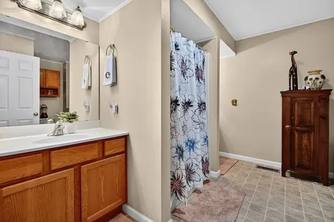 112 Guernsey Lane Staunton VA 24401