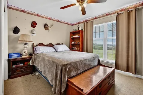 112 Guernsey Lane Staunton VA 24401