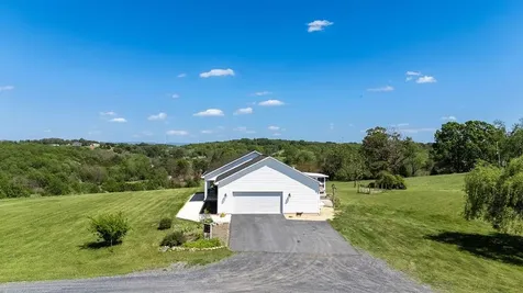 112 Guernsey Lane Staunton VA 24401