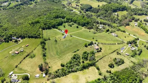 112 Guernsey Lane Staunton VA 24401