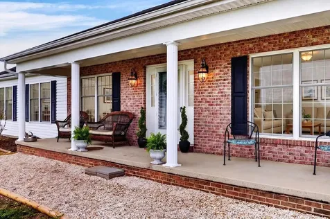 112 Guernsey Lane Staunton VA 24401