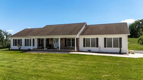 112 Guernsey Lane Staunton VA 24401