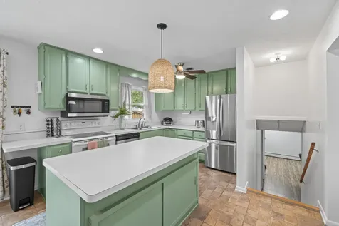 183 Cambridge Drive Stuarts Draft VA 24477