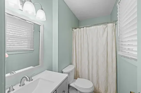 183 Cambridge Drive Stuarts Draft VA 24477