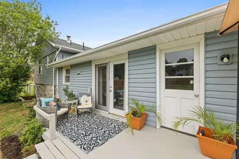 183 Cambridge Drive Stuarts Draft VA 24477