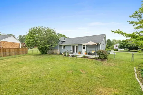 183 Cambridge Drive Stuarts Draft VA 24477