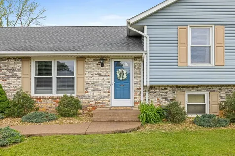 183 Cambridge Drive Stuarts Draft VA 24477