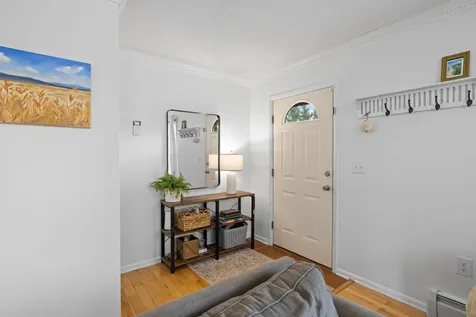 183 Cambridge Drive Stuarts Draft VA 24477