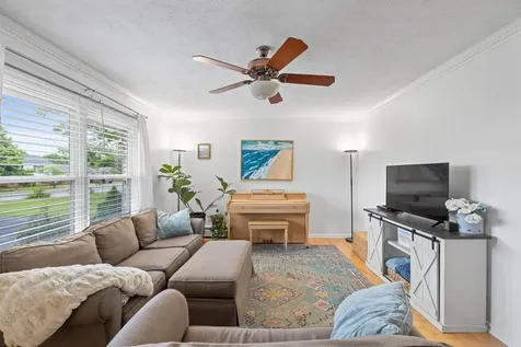 183 Cambridge Drive Stuarts Draft VA 24477