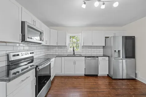 15 West High Street Stuarts Draft VA 24477