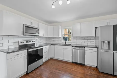 15 West High Street Stuarts Draft VA 24477