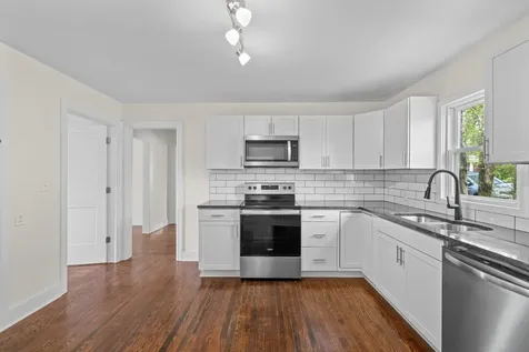 15 West High Street Stuarts Draft VA 24477