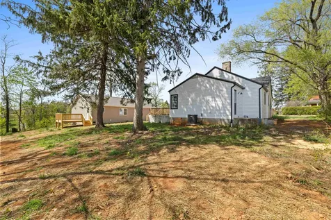 15 West High Street Stuarts Draft VA 24477