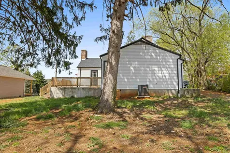 15 West High Street Stuarts Draft VA 24477