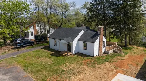 15 West High Street Stuarts Draft VA 24477