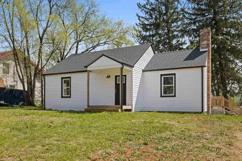 15 West High Street Stuarts Draft VA 24477
