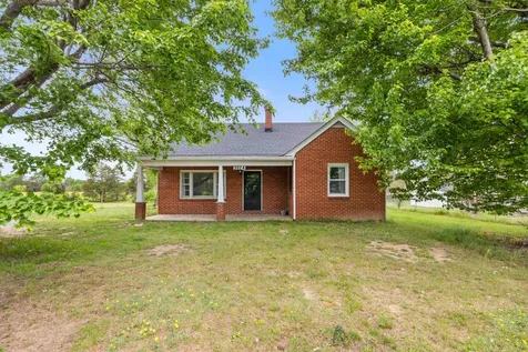 3024 East Side Highway Grottoes VA 24441
