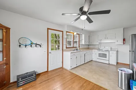 3024 East Side Highway Grottoes VA 24441
