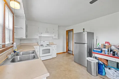3024 East Side Highway Grottoes VA 24441