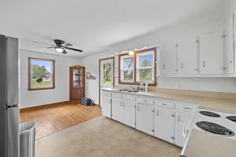 3024 East Side Highway Grottoes VA 24441