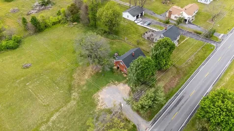 3024 East Side Highway Grottoes VA 24441